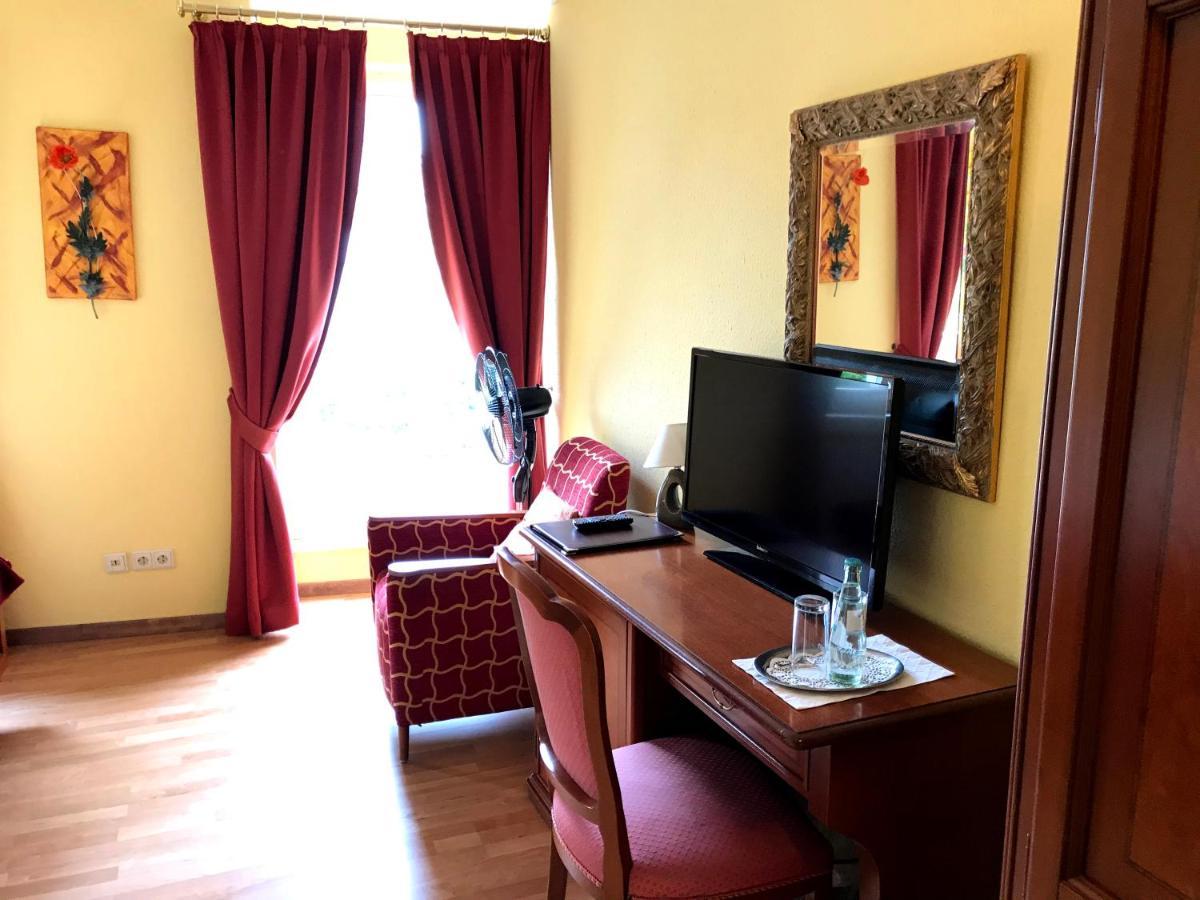 Hotel Garni Wiestor Überlingen Kültér fotó